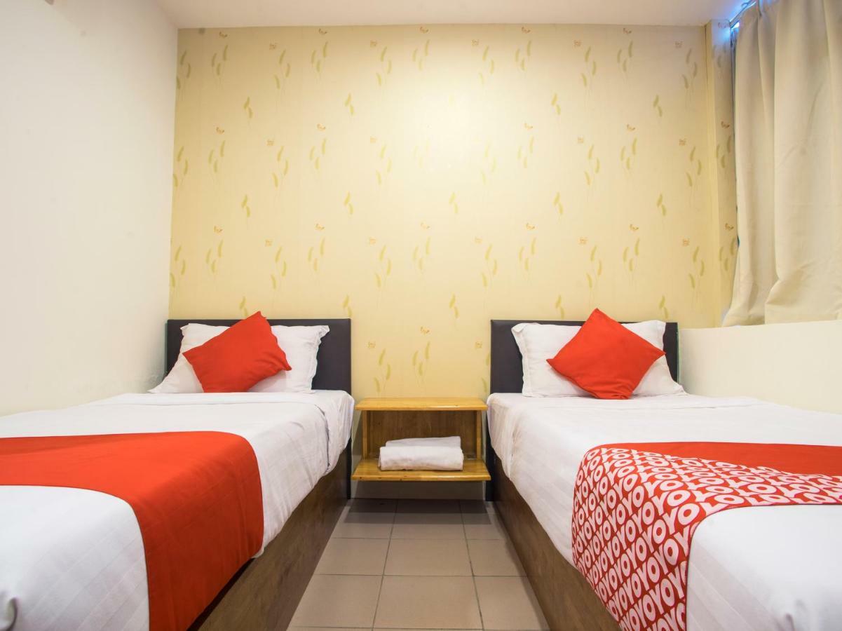Oyo 982 Hotel Sk Kajang Exterior foto